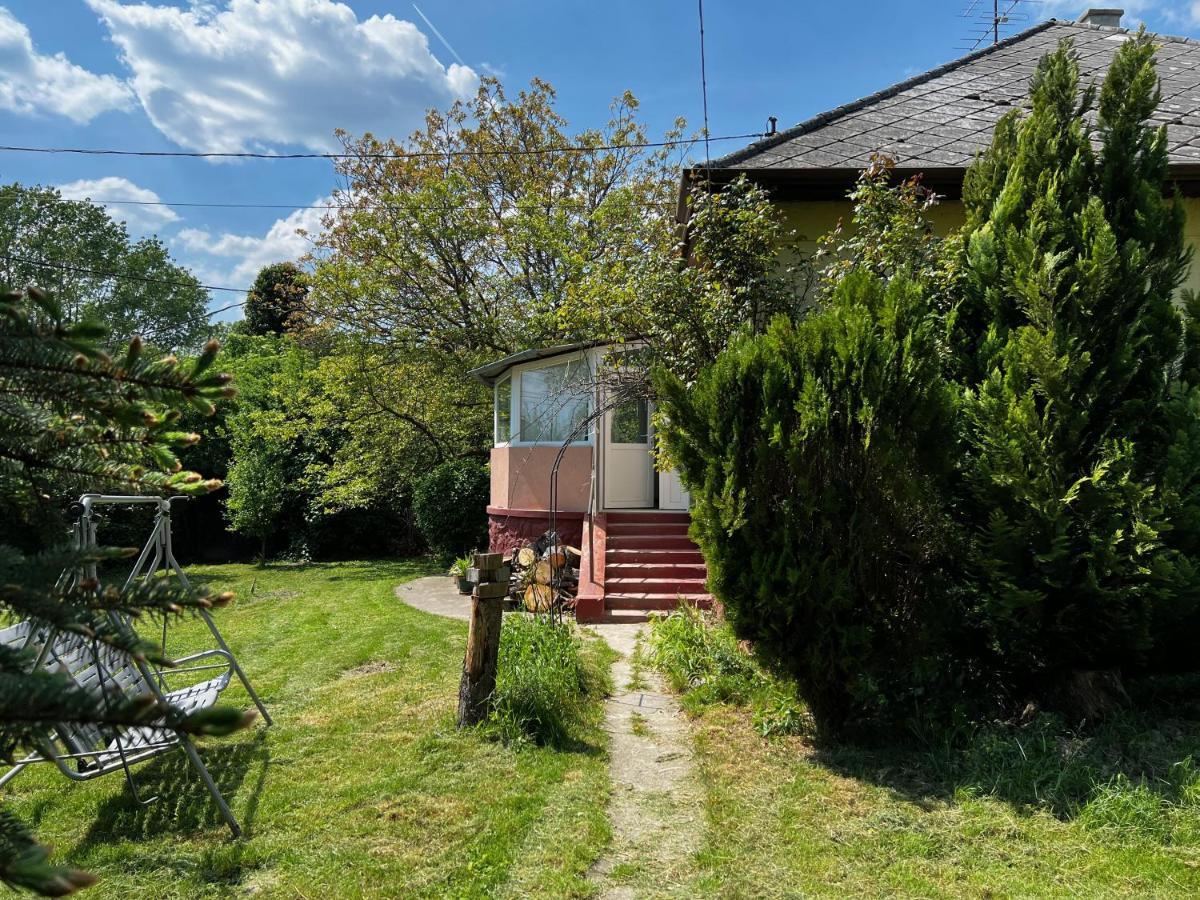 Csodakertes Kishaz Balatonfuzfon Exterior foto