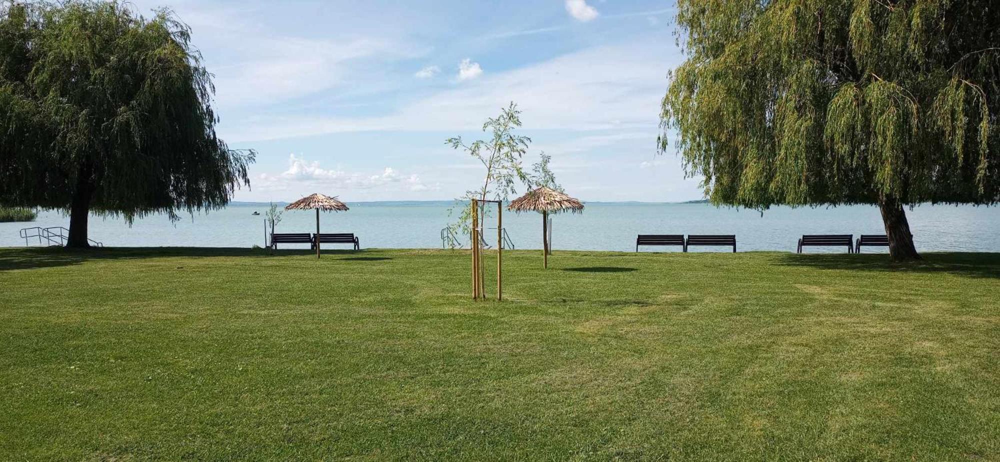 Villa Csodakertes Kishaz Balatonfuzfon Exterior foto